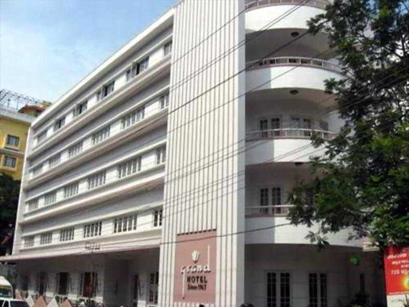 فندق غراند Kochi المظهر الخارجي الصورة